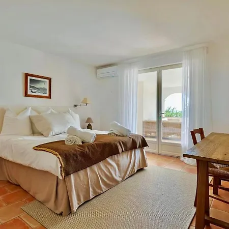 Coastal Elegance Stunning Kami